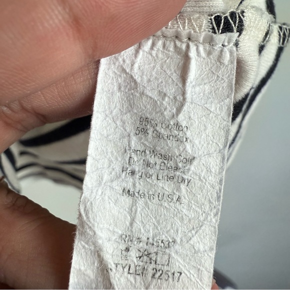 Anthropologie W5 Striped Bell Sleeve Knit Top Black & White Size Small - Picture 6 of 7